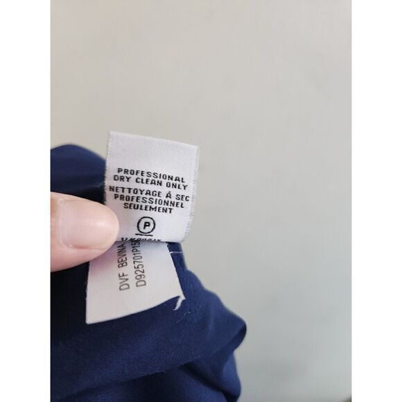 Diane Von Furstenberg Navy Blue "Bevina"Short Sleeve Sheath Dress size 0 - Picture 9 of 10